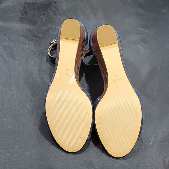 BRAND NEW NINE WEST PATIAN PEEP TOE WEDGE SANDAL - Picture 13 of 14